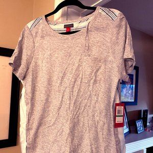 NWT Vince Camuto Short Sleeved Top